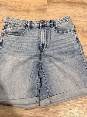 Wrangler Light Blue Rolled-Hem Denim Shorts